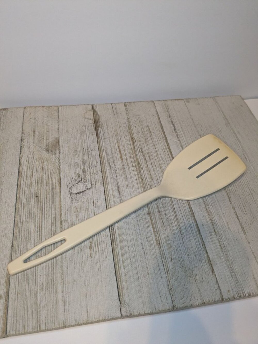 Vintage Tailor Made Slotted Spatula #1 Turner Flipper Almond Nylon Plastic 11 1/